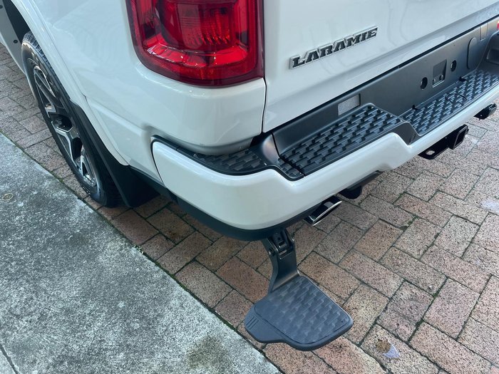 2025 RAM 1500 Laramie Sport Hurricane SO RamBox