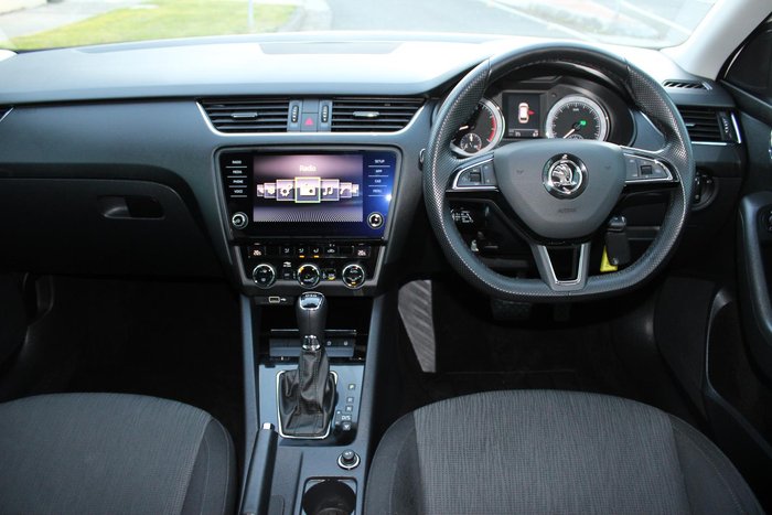 2019 SKODA Octavia 110TSI NE MY19 Moon White
