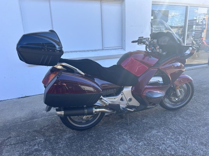2005 Honda ST1300 RED