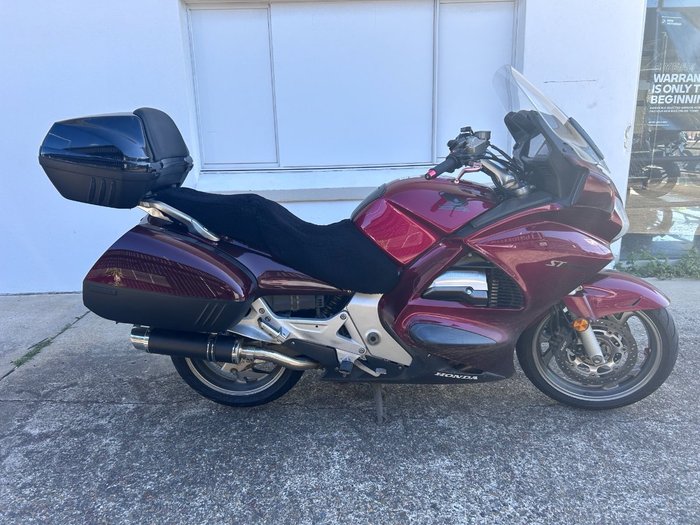 2005 Honda ST1300 RED