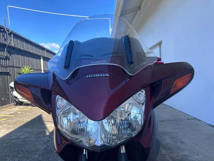 2005 Honda ST1300 RED