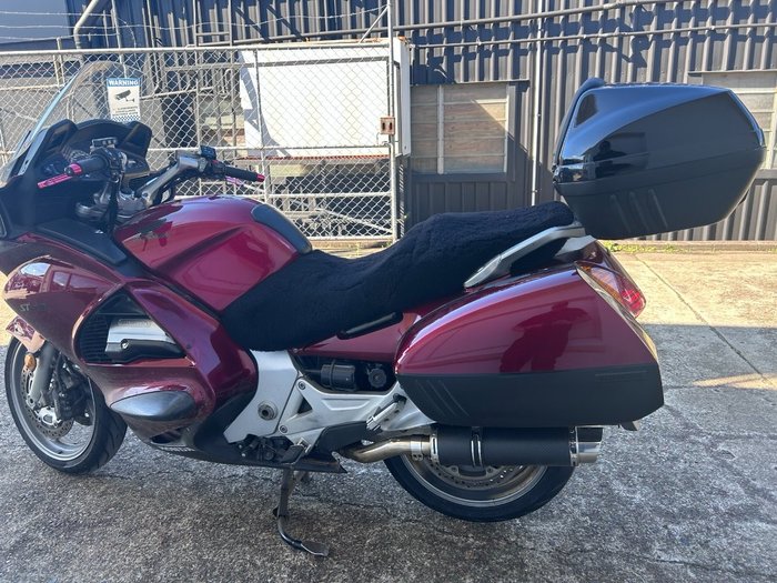 2005 Honda ST1300 RED