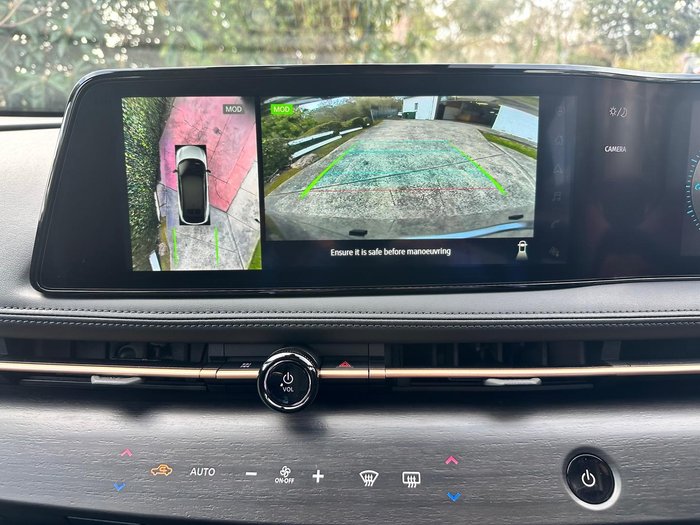 2025 Nissan Ariya Advance+