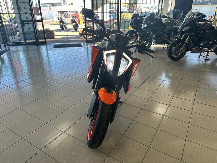2023 KTM 1290 Super Duke R Super Duke Orange