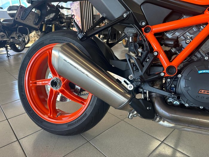 2023 KTM 1290 Super Duke R Super Duke Orange