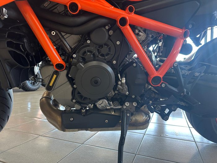 2023 KTM 1290 Super Duke R Super Duke Orange
