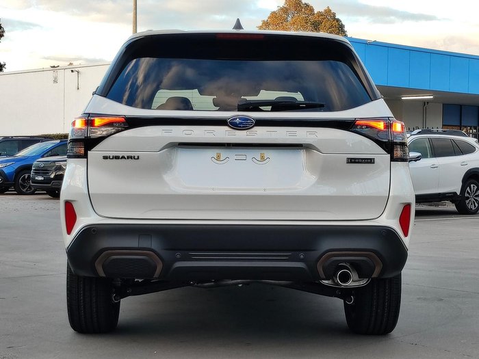 2025 Subaru Forester Hybrid Sport S6 MY26 AWD Crystal White