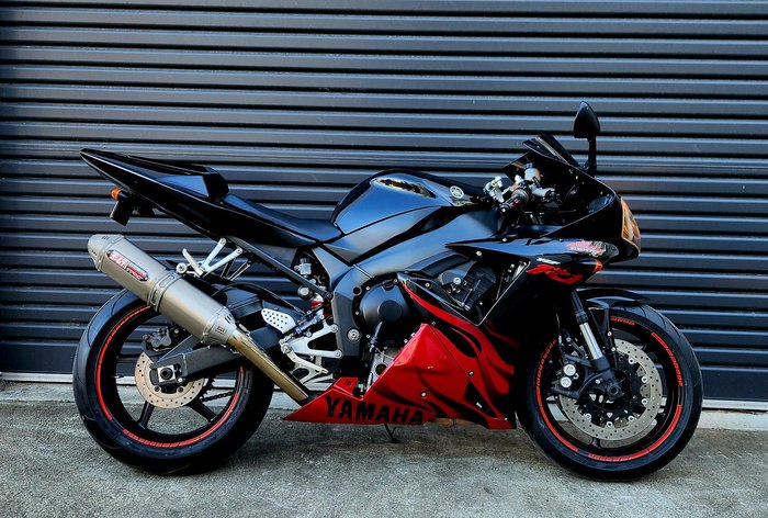 2003 Yamaha YZF-R1 R1 Black