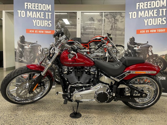 2025 Harley-Davidson Breakout 117 (FXBR) Softail Red