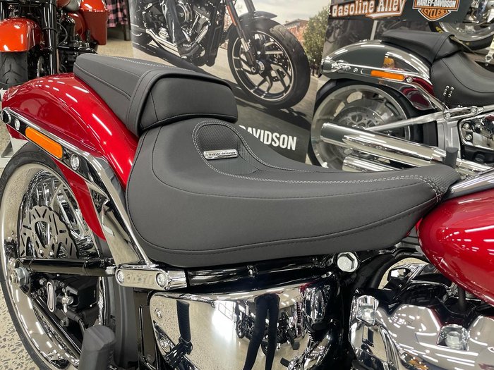 2025 Harley-Davidson Breakout 117 (FXBR) Softail Red