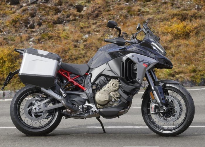2025 Ducati Multistrada V4S Multistrada Black
