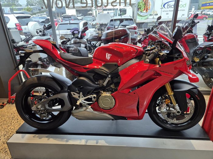 2025 Ducati Panigale V4 S Panigale V4 Red