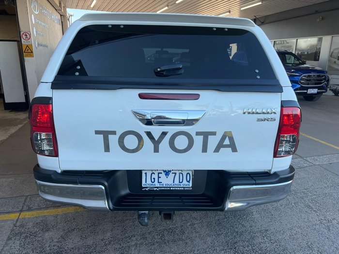 2015 Toyota Hilux SR5
