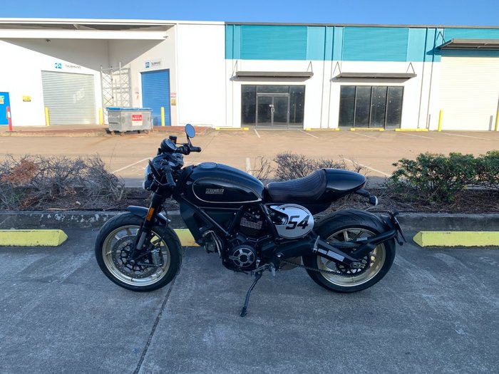2017 DUCATI SCRAMBLER CAFE RACER White