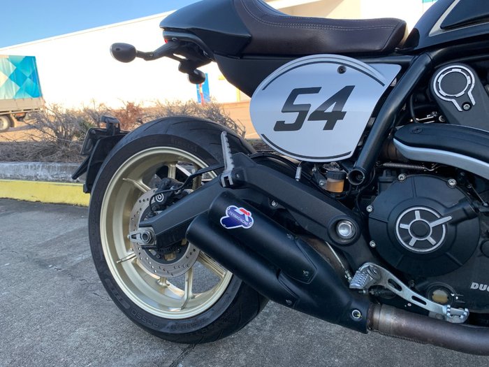 2017 DUCATI SCRAMBLER CAFE RACER White