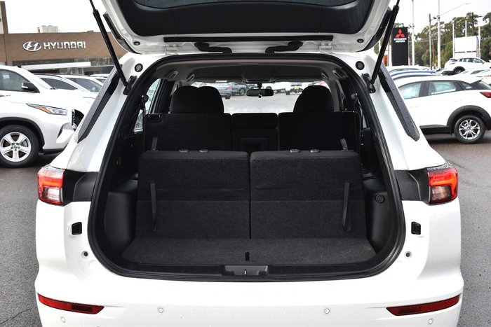 2024 Mitsubishi Outlander ES ZM MY24 White