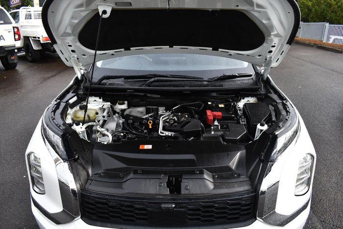 2024 Mitsubishi Outlander ES ZM MY24 White