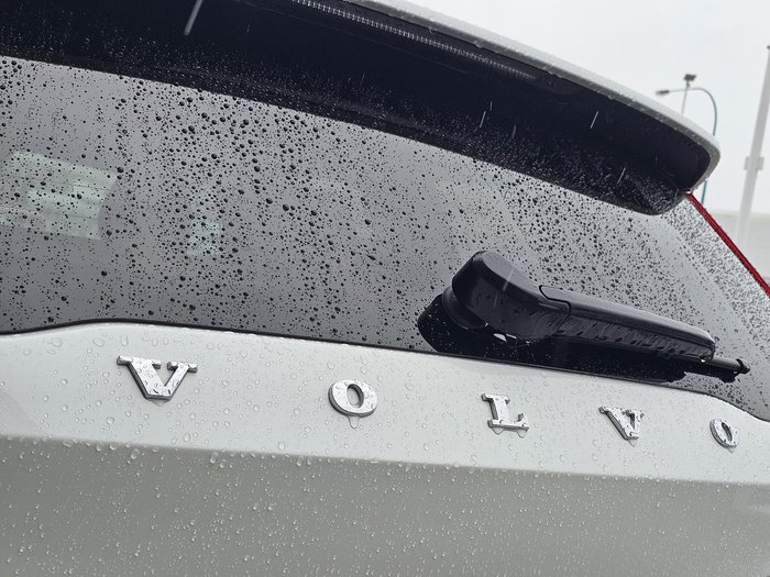 2021 Volvo V60 Cross Country B5 MY22 AWD White