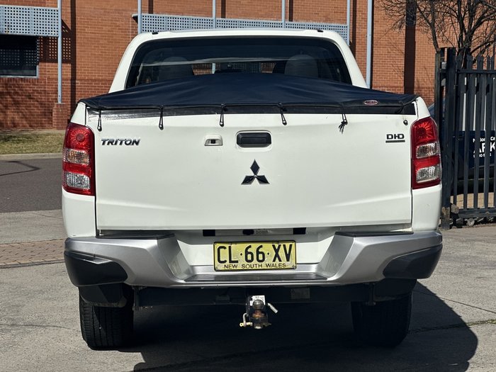 2017 Mitsubishi Triton