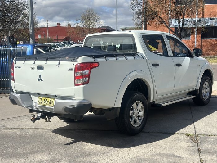 2017 Mitsubishi Triton