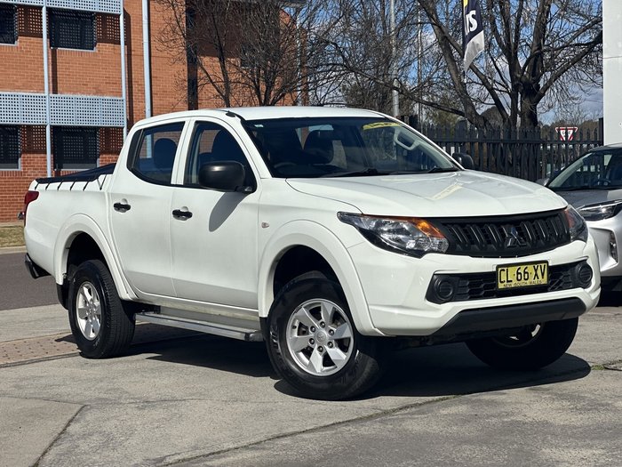 2017 Mitsubishi Triton