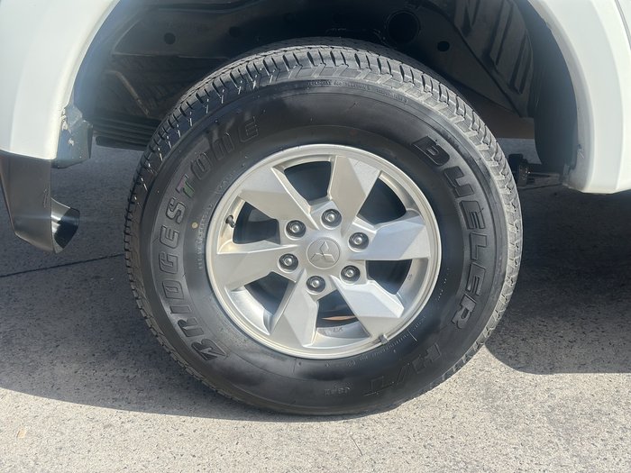 2017 Mitsubishi Triton