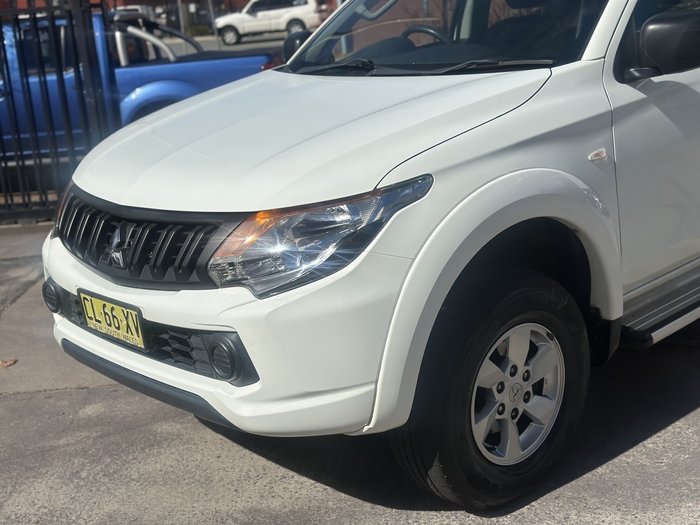 2017 Mitsubishi Triton