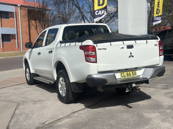 2017 Mitsubishi Triton