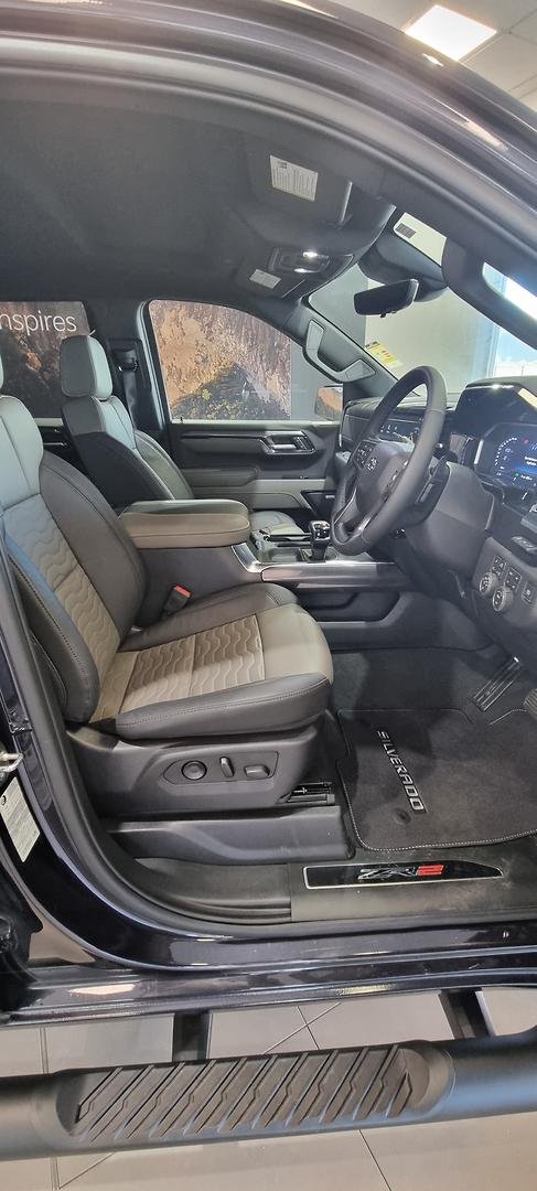 2025 Chevrolet Silverado 1500 ZR2 W/Tech Pack