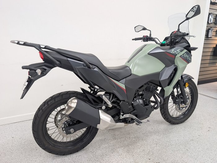 2023 Kawasaki VERSYS-X 300 SE Black