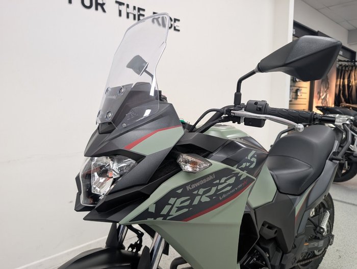 2023 Kawasaki VERSYS-X 300 SE Black