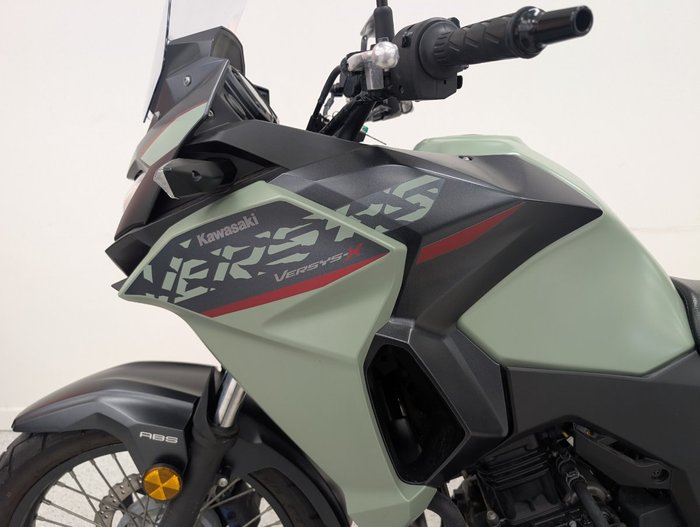 2023 Kawasaki VERSYS-X 300 SE Black