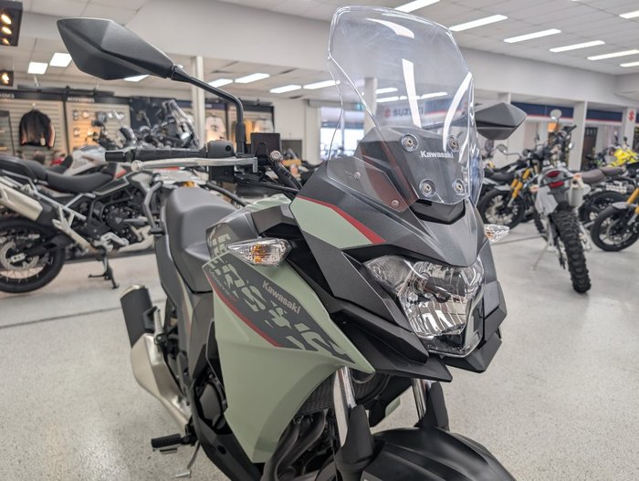 2023 Kawasaki VERSYS-X 300 SE Black