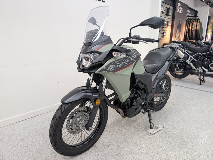 2023 Kawasaki VERSYS-X 300 SE Black