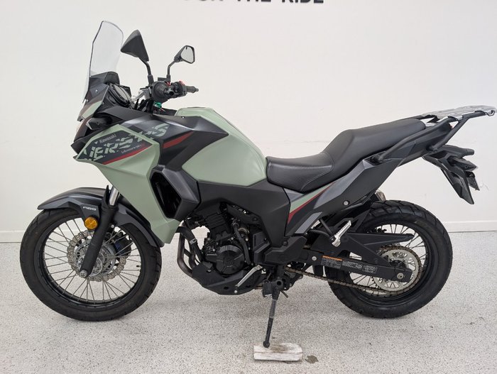 2023 Kawasaki VERSYS-X 300 SE Black