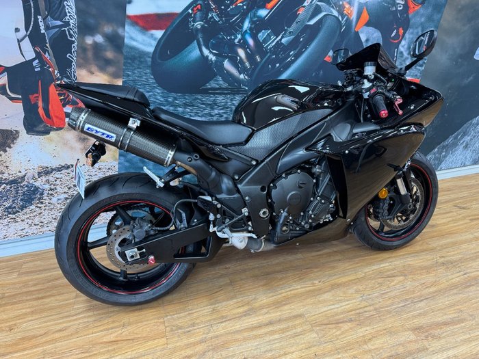 2012 Yamaha YZF-R1 Black