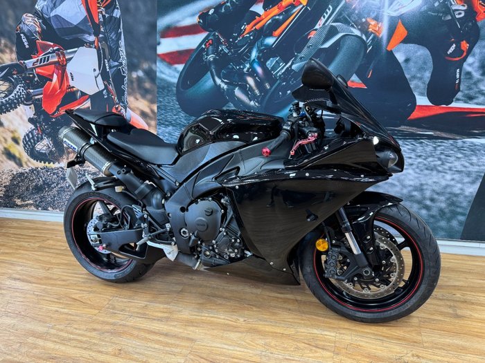 2012 Yamaha YZF-R1 Black