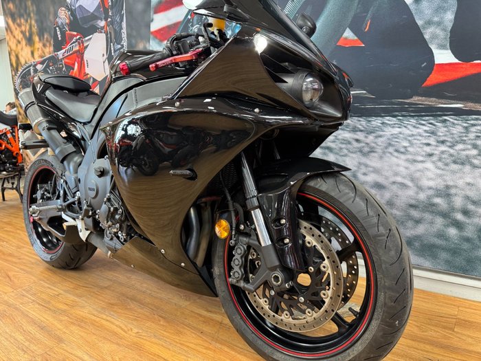 2012 Yamaha YZF-R1 Black