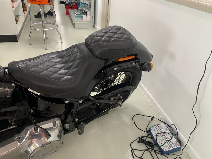 2014 Harley-davidson FLS SOFTAIL SLIM Black