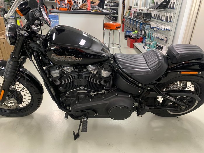 2018 Harley-davidson FXBB STREET BOB (107) (SOLID) Black