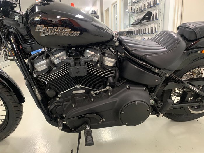 2018 Harley-davidson FXBB STREET BOB (107) (SOLID) Black