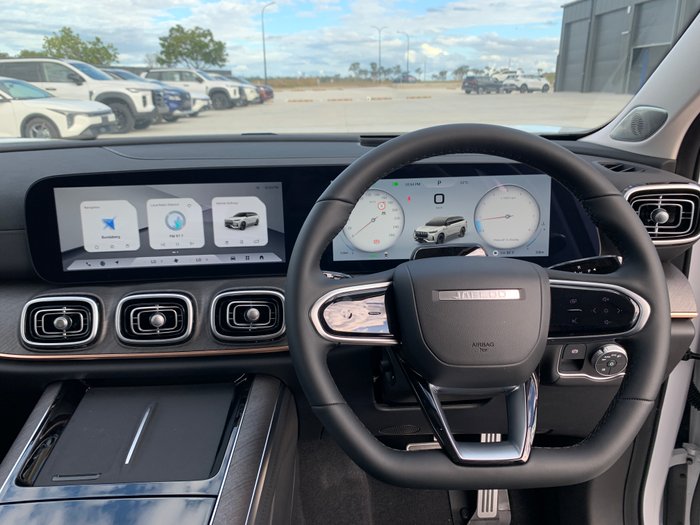 2025 Jaecoo J8 Track