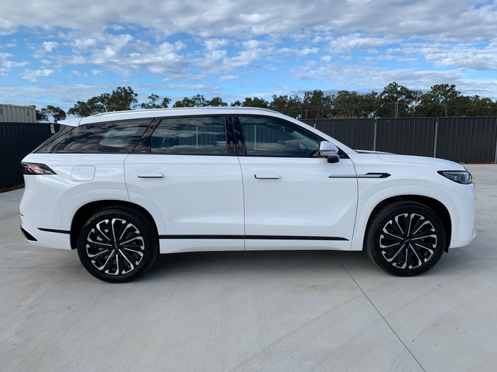 2025 Jaecoo J8 Track