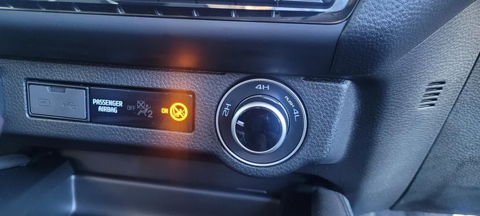 2025 Mazda BT-50 XTR