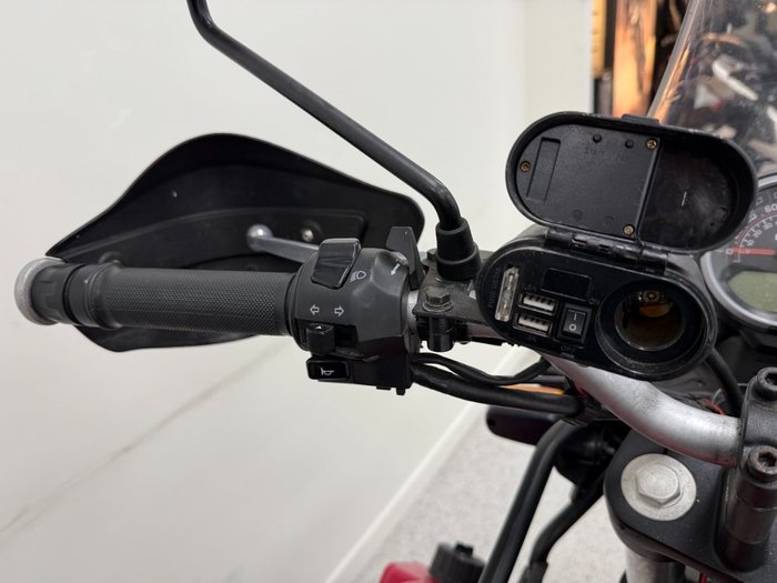 2021 Royal Enfield HIMALAYAN EFI ABS REBEL RED