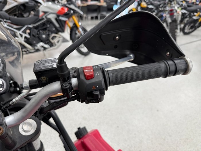 2021 Royal Enfield HIMALAYAN EFI ABS REBEL RED