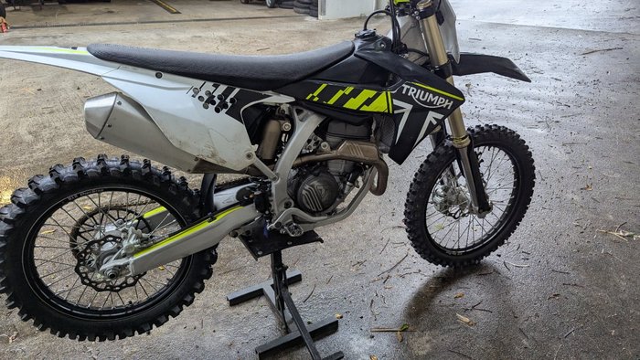 2025 Triumph TF 450-RC Black