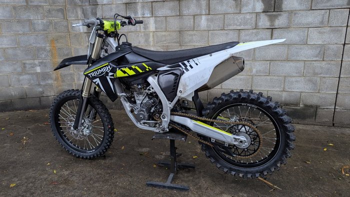 2025 Triumph TF 450-RC Black