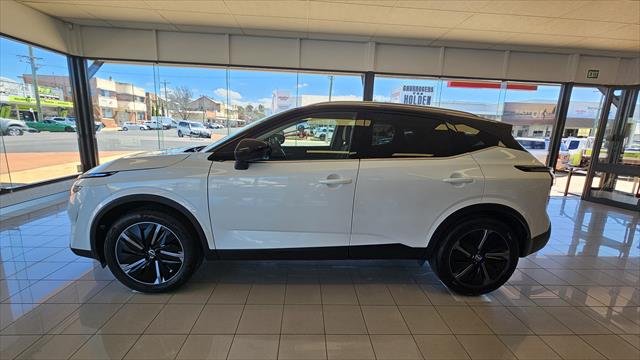 2025 NISSAN J12 TI QASHQAI CVT TI 2-TONE ROOF PEARL WHITE/BLACK