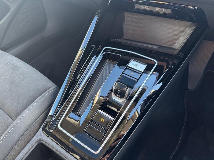 2025 Volkswagen Golf 110TSI Style